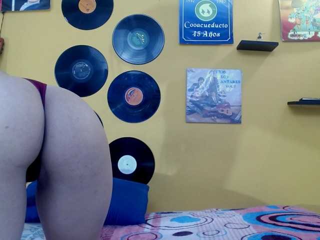 aniitaeyescute live cam on BongaCams