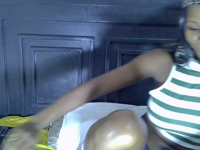 Masawi002 live cam on BongaCams