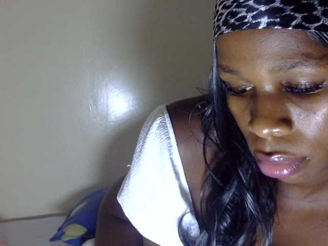 Masawi002 live cam on BongaCams