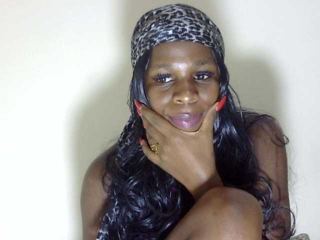 Masawi002 live cam on BongaCams