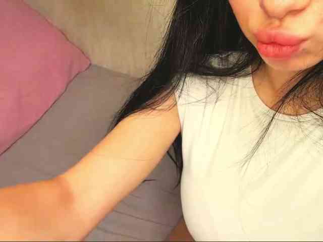 AyanaYeats webcam