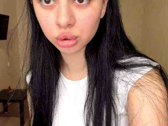 AyanaYeats webcam