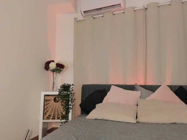 MikaMoony live cam on BongaCams