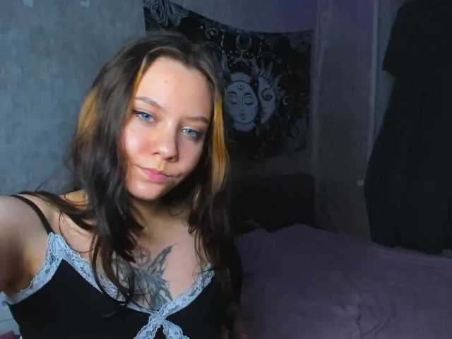 MikaMoony live cam on BongaCams