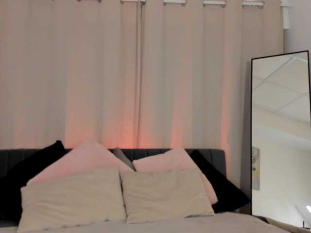 MikaMoony live cam on BongaCams