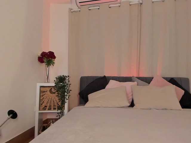 MikaMoony live cam on BongaCams