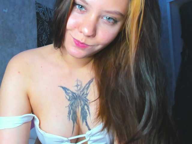 MikaMoony live cam on BongaCams