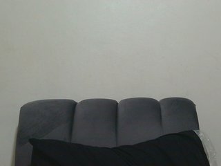 sluttylaura's Live Webcam