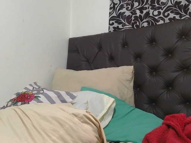 sluttylaura