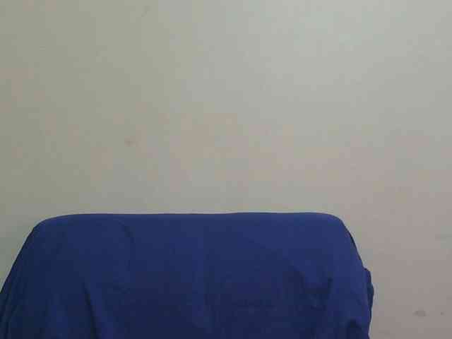 sluttylaura webcam