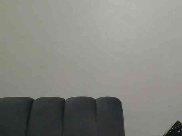 sluttylaura webcam
