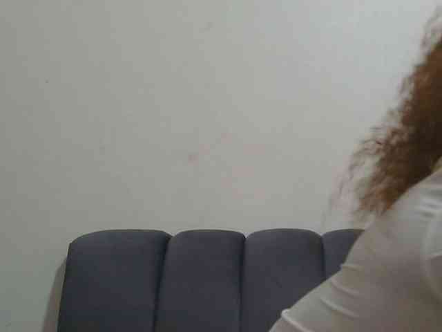 sluttylaura webcam