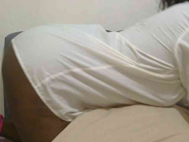 sluttylaura webcam