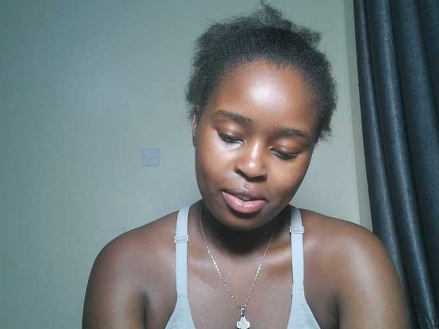 SpiceyNelly1 live cam on BongaCams