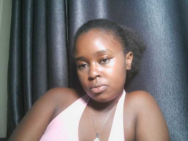 SpiceyNelly1 live cam on BongaCams