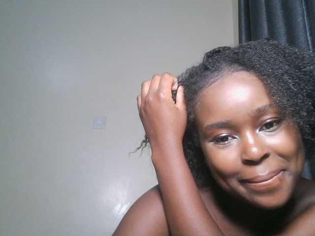 SpiceyNelly1 live cam on BongaCams