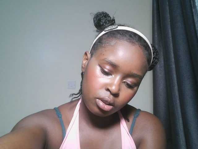 SpiceyNelly1 live cam on BongaCams