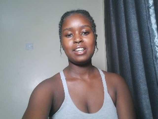 SpiceyNelly1 live cam on BongaCams