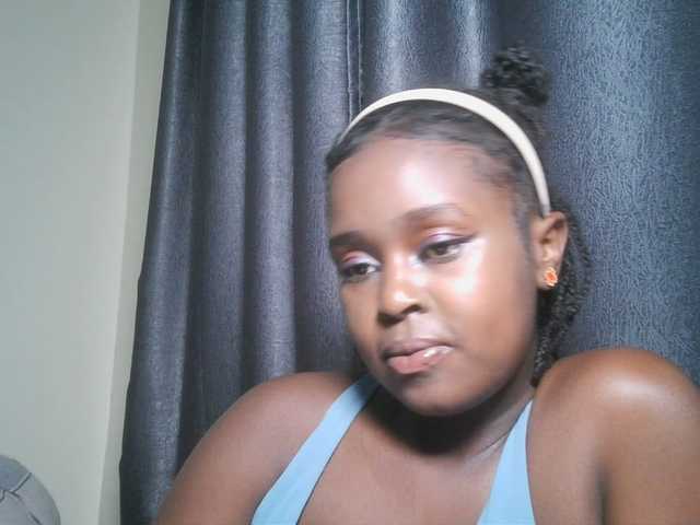 SpiceyNelly1 live cam on BongaCams