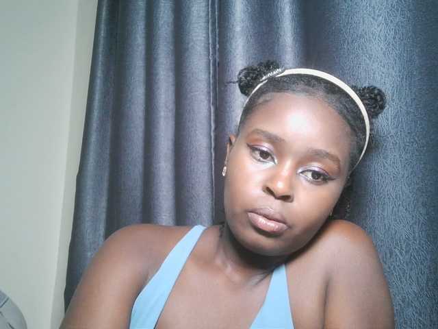 SpiceyNelly1 live cam on BongaCams