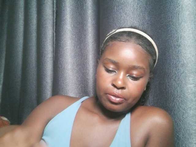SpiceyNelly1 live cam on BongaCams