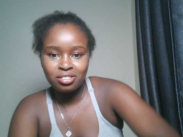 SpiceyNelly1 live cam on BongaCams