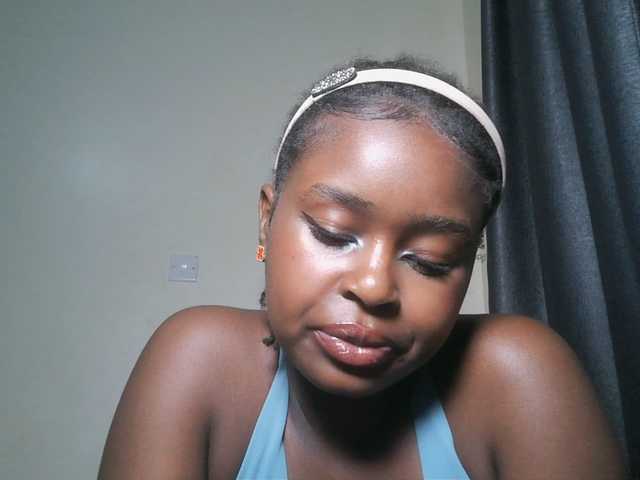 SpiceyNelly1 live cam on BongaCams