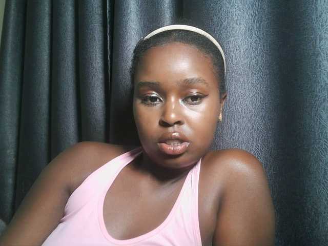 SpiceyNelly1 live cam on BongaCams