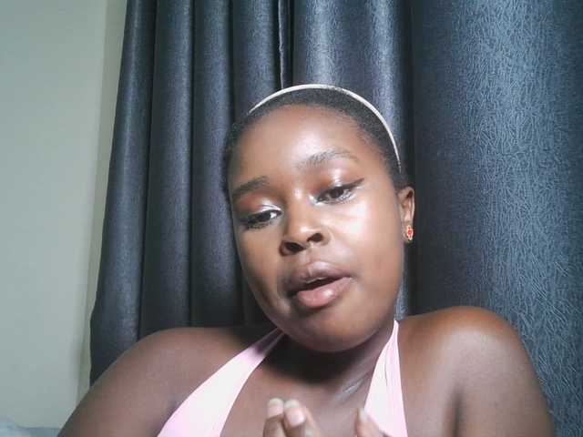 SpiceyNelly1 live cam on BongaCams