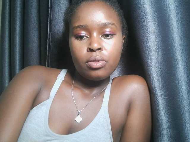 SpiceyNelly1 live cam on BongaCams