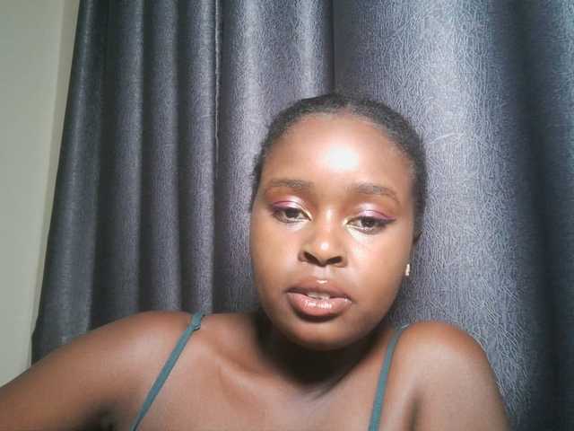 SpiceyNelly1 live cam on BongaCams