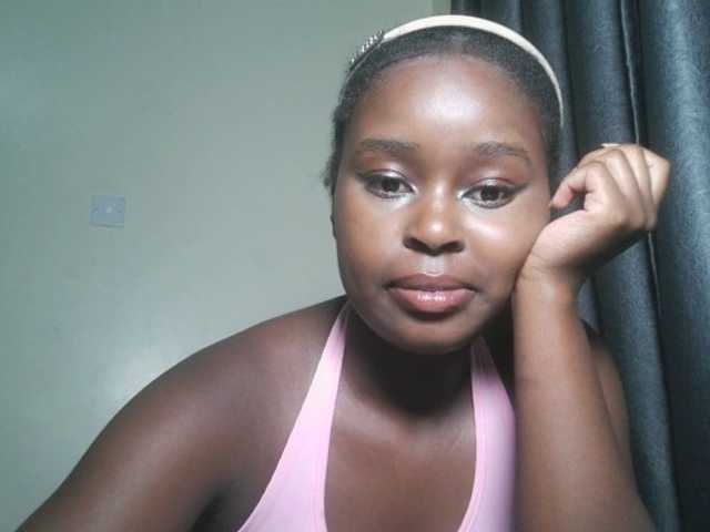 SpiceyNelly1 live cam on BongaCams