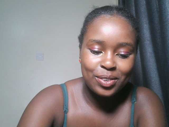 SpiceyNelly1 live cam on BongaCams