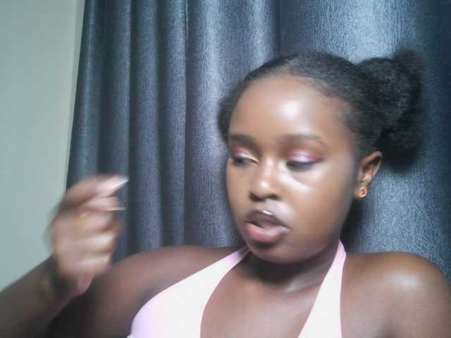 SpiceyNelly1 live cam on BongaCams