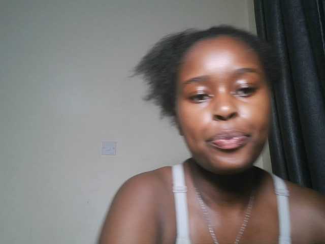 SpiceyNelly1 live cam on BongaCams