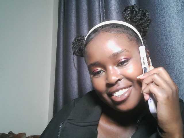 SpiceyNelly1 live cam on BongaCams