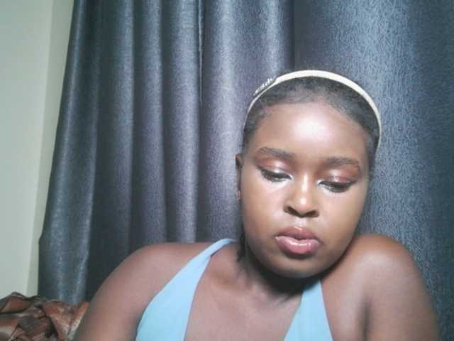 SpiceyNelly1 live cam on BongaCams