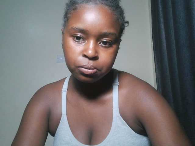 SpiceyNelly1 live cam on BongaCams