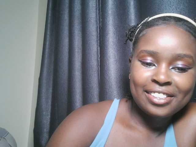 SpiceyNelly1 live cam on BongaCams