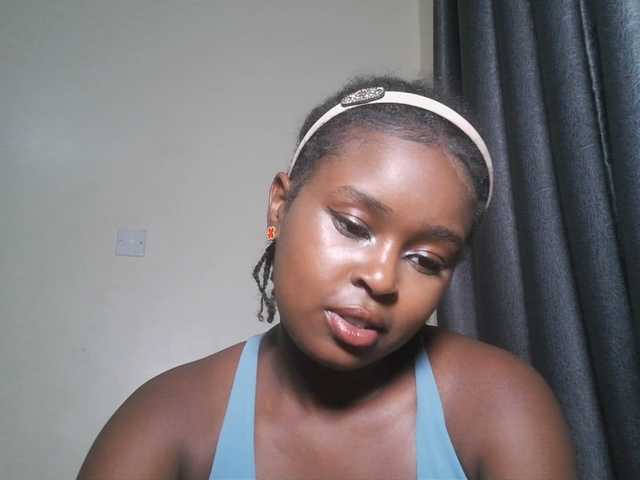 SpiceyNelly1 live cam on BongaCams