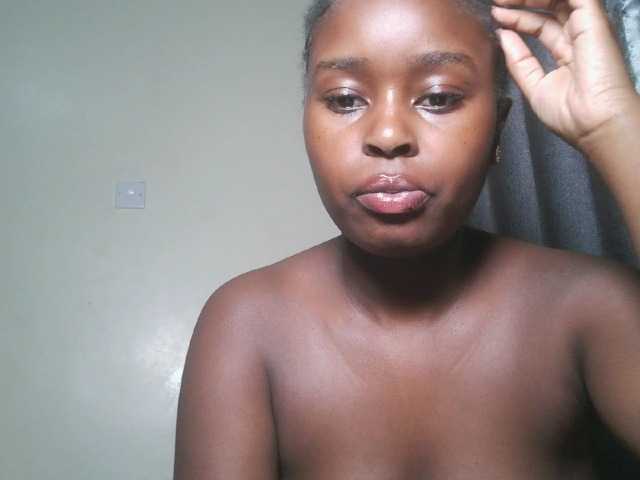 SpiceyNelly1 live cam on BongaCams