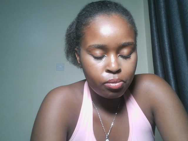 SpiceyNelly1 live cam on BongaCams
