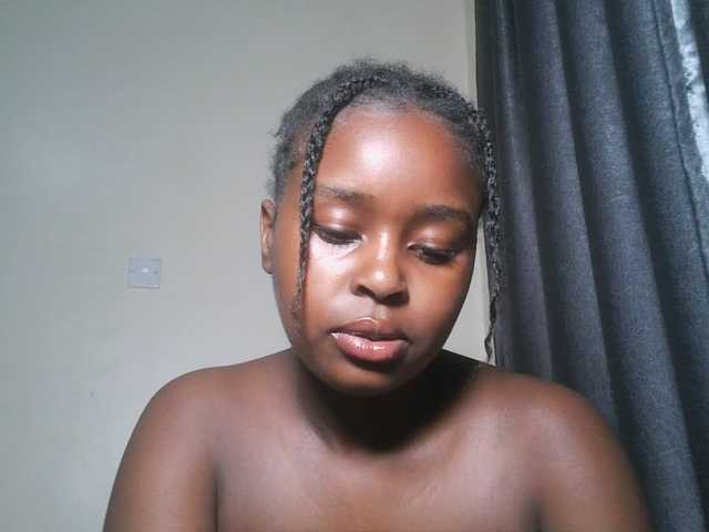 SpiceyNelly1 live cam on BongaCams