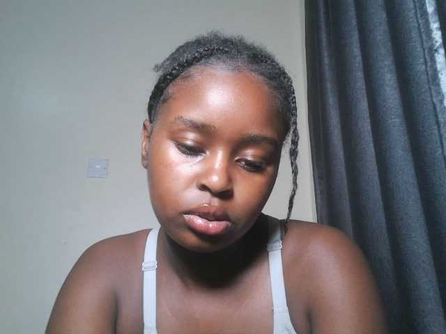 SpiceyNelly1 live cam on BongaCams