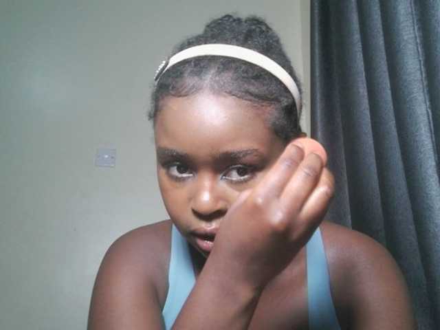 SpiceyNelly1 live cam on BongaCams