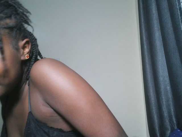SpiceyNelly1 live cam on BongaCams