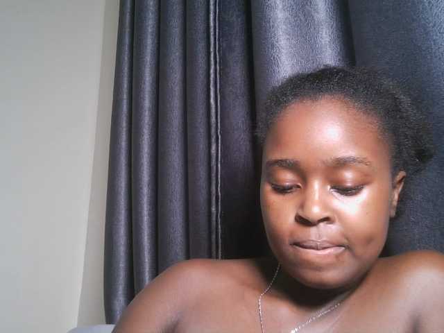 SpiceyNelly1 live cam on BongaCams
