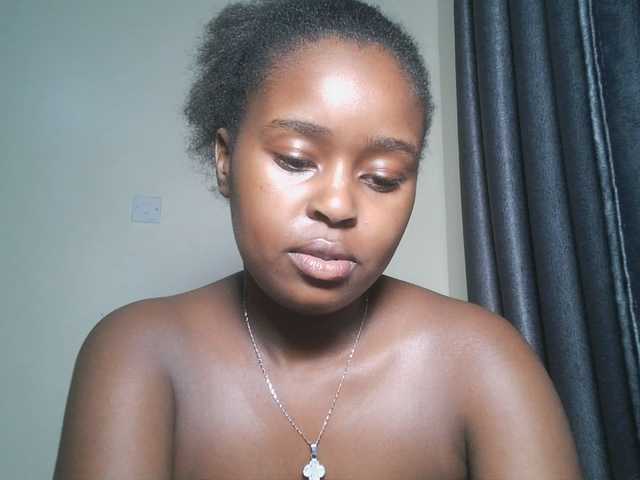 SpiceyNelly1 live cam on BongaCams