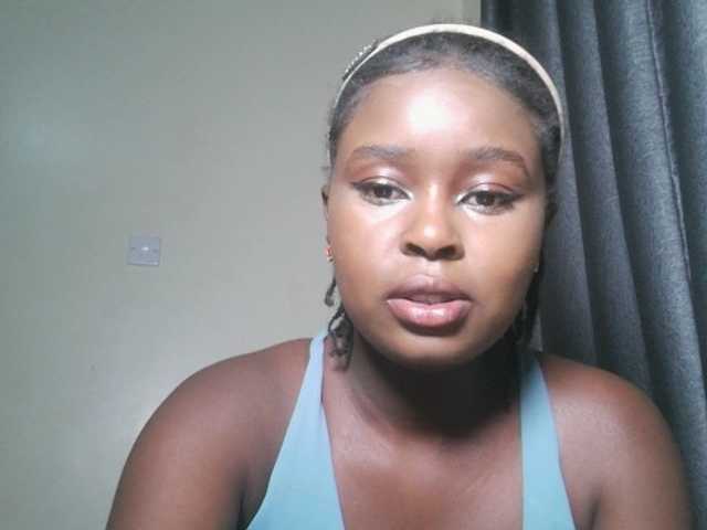 SpiceyNelly1 live cam on BongaCams