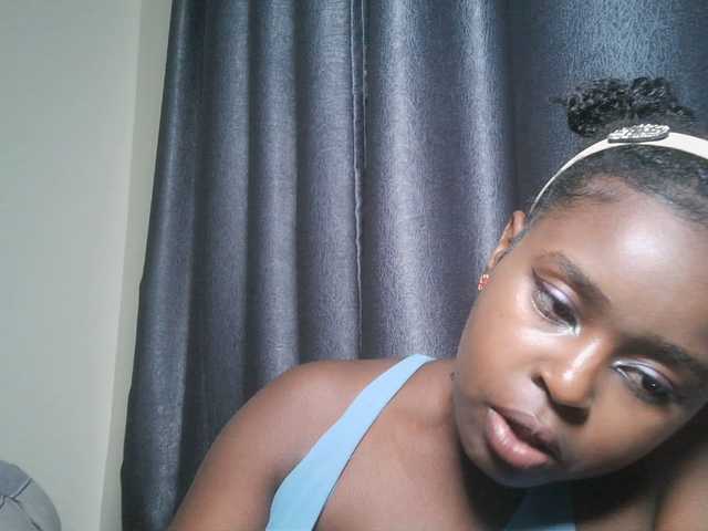 SpiceyNelly1 live cam on BongaCams